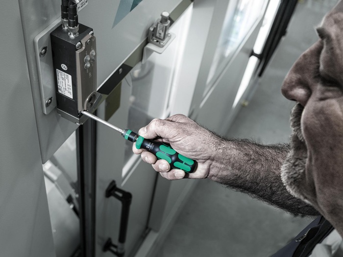 4000828156 - Detailbild_Schraubendrehersatz Kraftform Kompakt 838 RA-R M 15-tlg.WERA