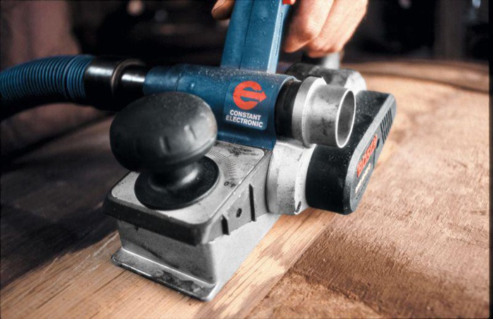 4681902002 - Detailbild_Hobel GHO 40-82 C Professional 82mm 0-4mm 0-24mm 850W BOSCH