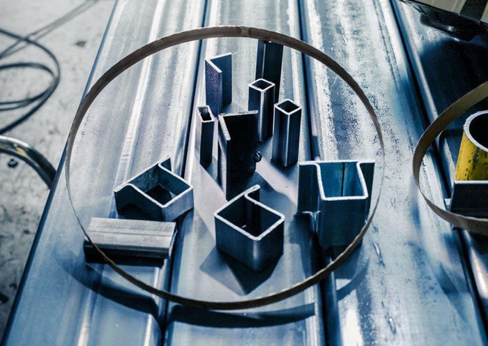 8000339871 - Detailbild_Bandsägeblatt PRO CB281418 18tpi BIM f.Bandsäge GCB 18V-LI 2 St BOSCH
