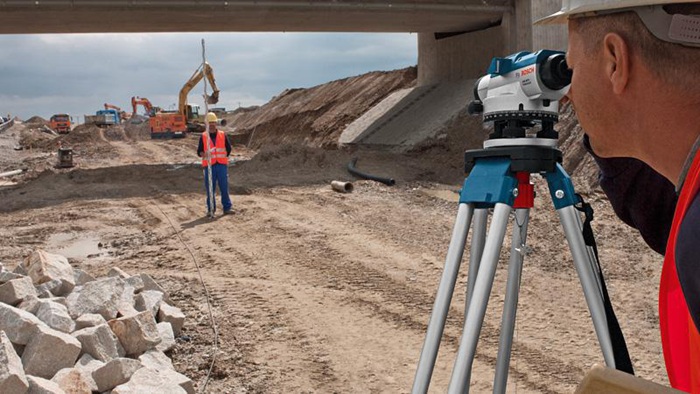 8000343400 - Detailbild5_Nivelliergerät GOL 32D Arbeitsbereich bis 120m IP54 m.Zubehör BOSCH
