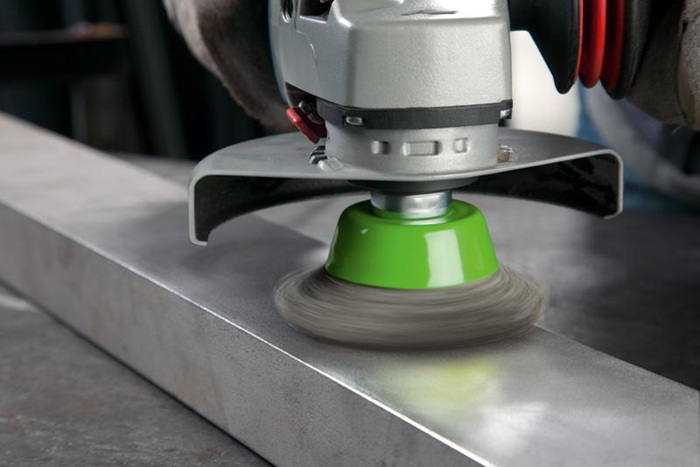 8000346349 - Detailbild3_Topfbürste PRO Stainless Steel clean D.75mm Draht-St.0,3mm Edelstahl M14 BOSCH