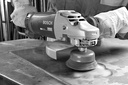 8000346352 - Detailbild5_Topfbürste D.100mm Draht-St.0,5mm Stahldraht M14 max.Drehz.8500 1/min BOSCH