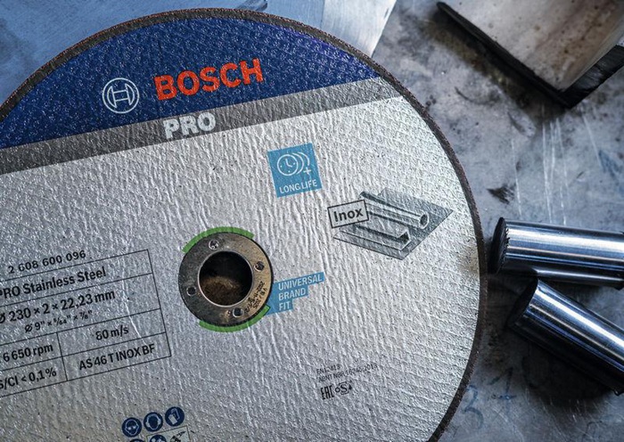8000346397 - Detailbild3_Trennscheibe PRO Stainless Steel AS 30 S INOX BF D.180mm gerade Dicke 3mm BOSCH
