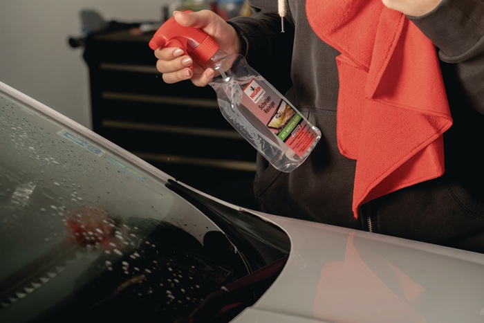4000363287 - Detailbild_Scheiben-Reiniger Performance 500ml Sprühflasche NIGRIN