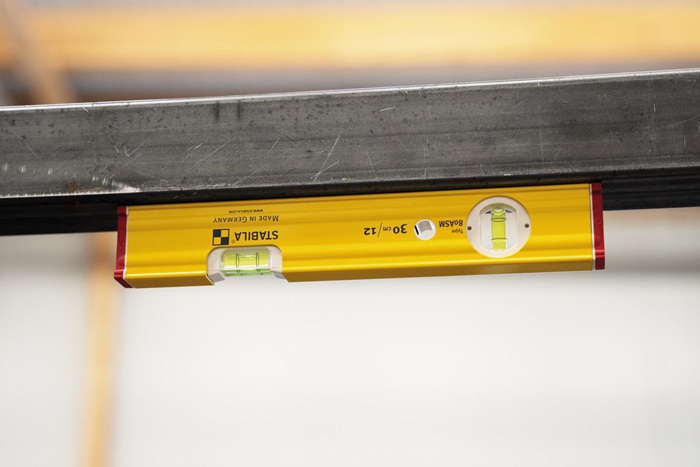 8000784186 - Detailbild_Wasserwaage 80 ASM 30cm Alu.gelb ± 0,5 mm/m STABILA