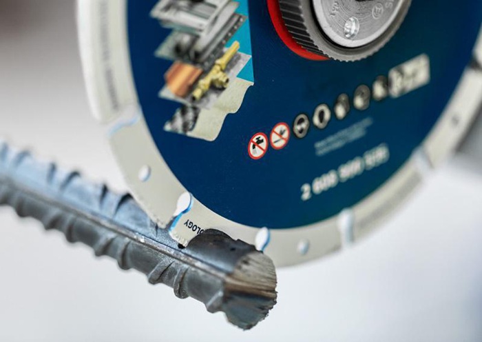 8000859682 - Detailbild_Diamanttrennscheibe EXPERT Diamond Metal Wheel D.125mm Bohrung 22,23mm BOSCH