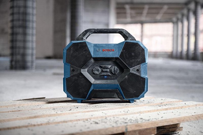 8004257165 - Detailbild_Radio GPB 18V-6 C Sp.12/18V G.5,6kg Nennleistung Subwoofer 40W i.Karton BOSCH