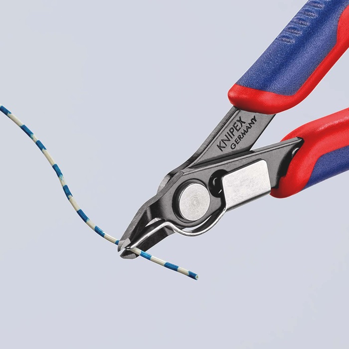 4000794644 - Detailbild5_Elektronik-Seitenschneider Super-Knips® L.125mm Form 4 Facette nein brün.KNIPEX