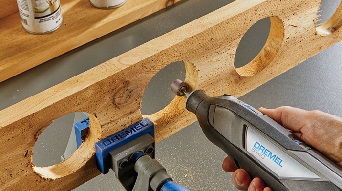 8005176867 - Detailbild2_Akku-Multifunktionswerkeug DREMEL® 8240 Sp.12V Kap.2Ah m.Akku BOSCH