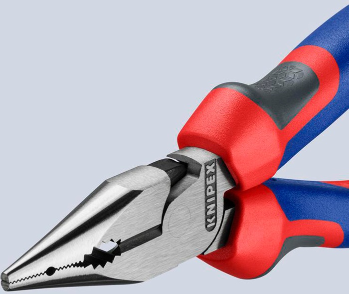 4000795355 - Detailbild3_Spitzkombizange L.145mm pol.Comfort-Griff schwarz atram.KNIPEX