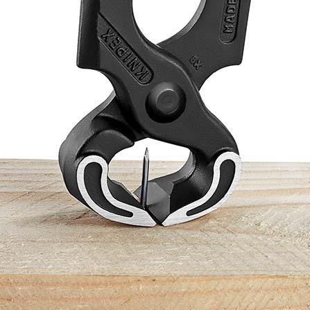 4000810033 - Detailbild5_Kneifzange Gesamt-L.210mm Zange schwarz atram.KNIPEX