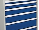 9000426008 - Detailbild_Schubladenschrank H1019xB705xT736mm lichtgrau/signalblau 7 Schubl.Voll.Bedrunka