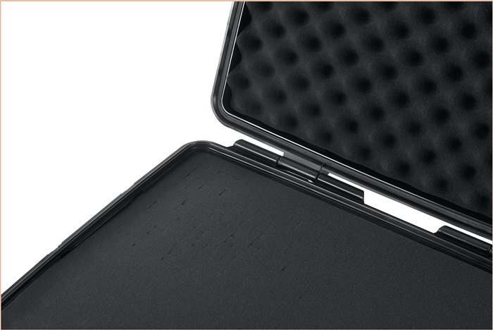 9000448404 - Detailbild_Ku.-Koffer DinoPlus L495xB665xH340mm ABS 2 Griffe schwarz 73l ALLIT