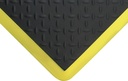 9000452380 - Detailbild_Arbeitsplatzbodenbelag L900xB600xS18mm schwarz m.gelben Streifen PU COBA