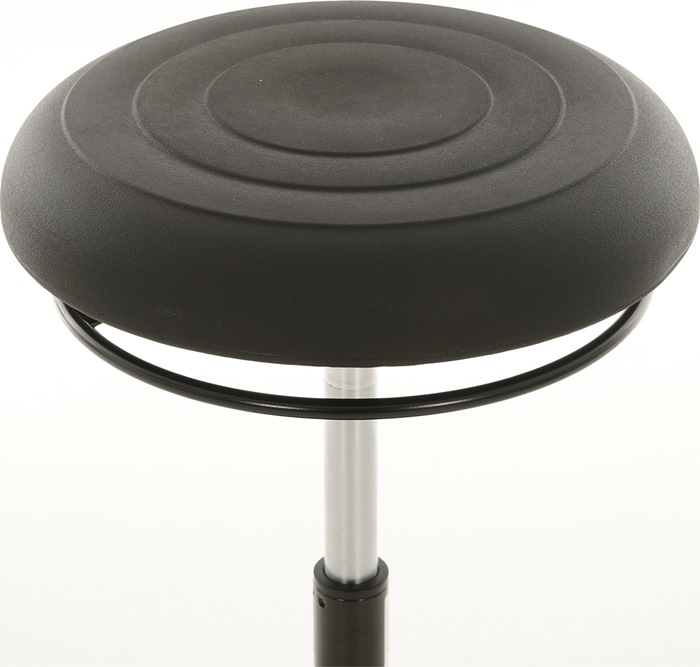 9000454444 - Detailbild_Drehhocker Kunststoff-Tellerfuß PU-Schaum schwarz Sitz-H.510-700mm LOTZ