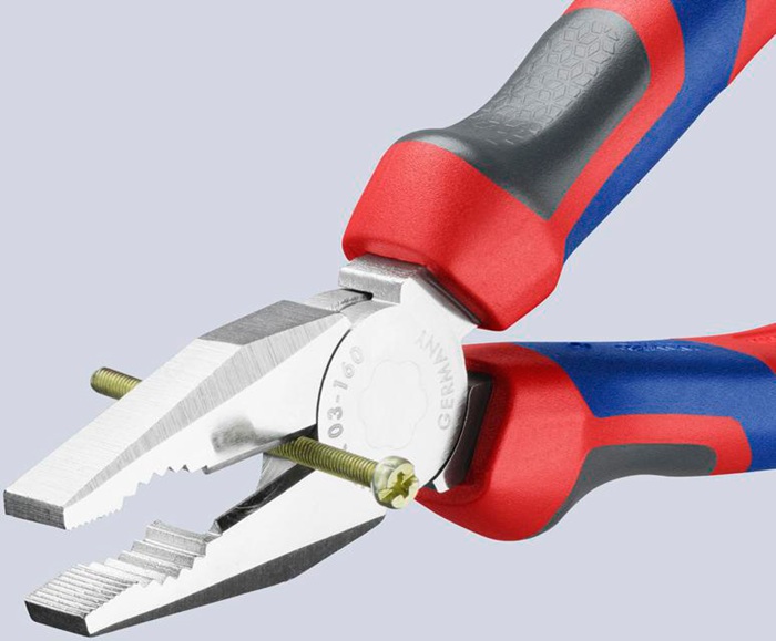 4000810212 - Detailbild_Kombizange L.160mm verchr.Mehrkomp.-Hülle KNIPEX