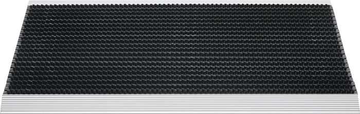 9000471285 - Detailbild_Fußmatte Alu-Anlaufkante schwarz/silber PP/Alu L500xB800xS22mm