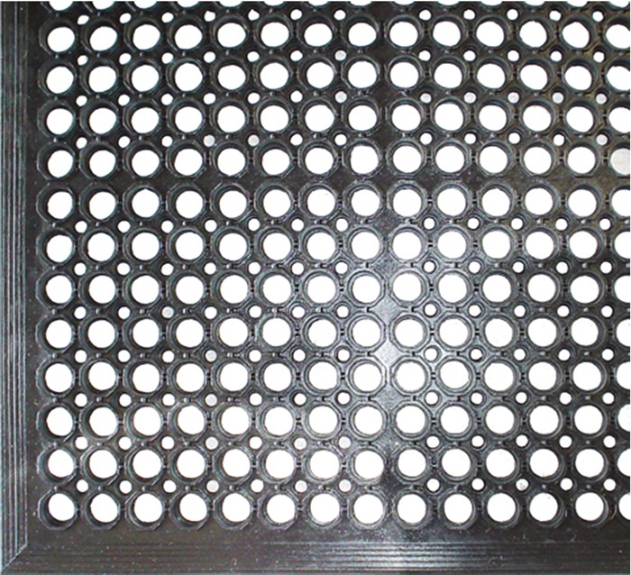 9000471303 - Detailbild_Fußmatte offene Ringe schwarz Gum.L1500xB900xS10mm
