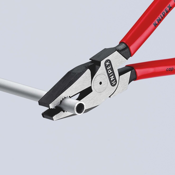 4000810222 - Detailbild_Kraftkombizange L.200mm pol.Ku.-Überzug KNIPEX