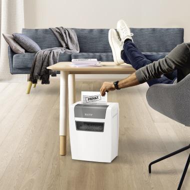 9199148310 - Detailbild_Leitz Aktenvernichter IQ Home P4 80340000
