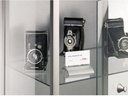 9199150450 - Detailbild2_DURABLE Tischnamensschild Desk Presenter 820219 61x210mm tr 2St.