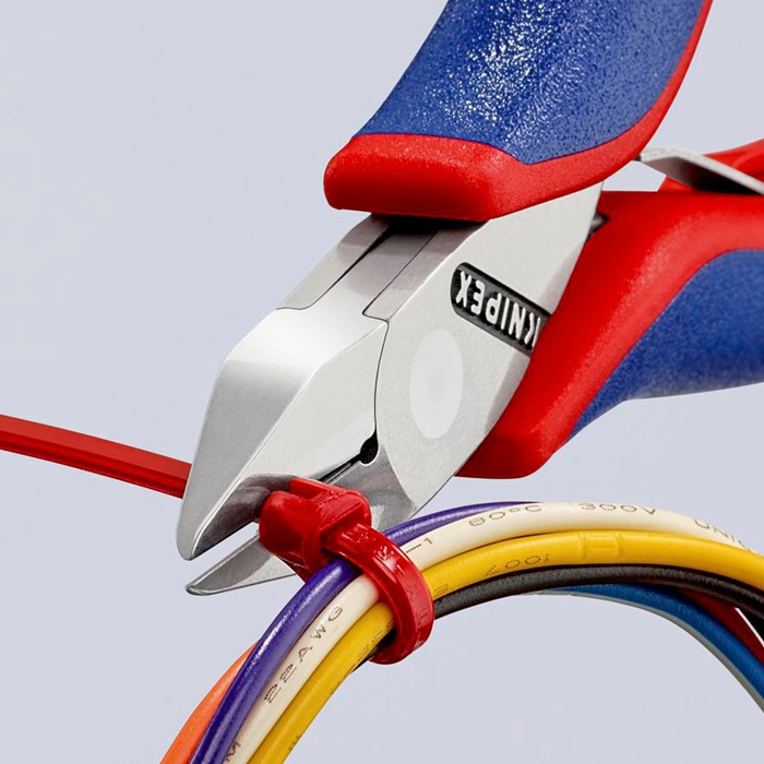 4000810742 - Detailbild_Elektronikseitenschneider L.115mm Form 4 Facette nein 2K-Hülle spiegelpol.KNIPEX