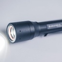 4000901318 - Detailbild3_LED-Taschenlampe P5 200/80/20 lm Batterie 170/100/60m