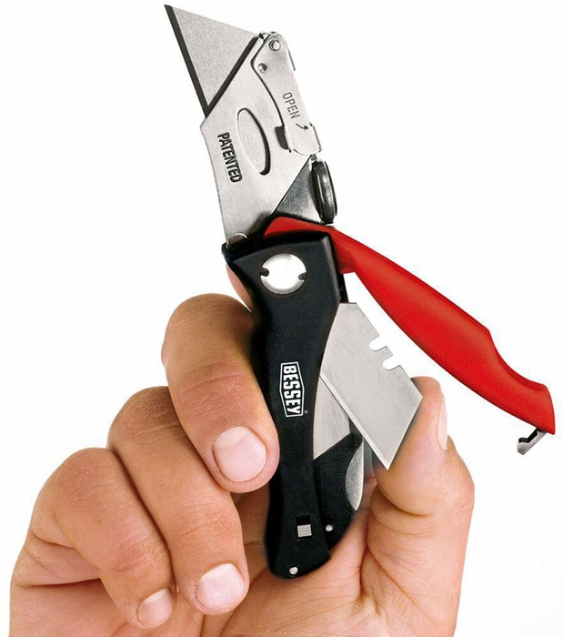 4000817777 - Detailbild_Universalmesser DBKPH-EU Gesamt-L.160mm klappbar ERDI